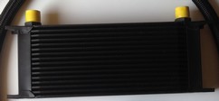 Radiatore olio 16 righe nero 33x15x5